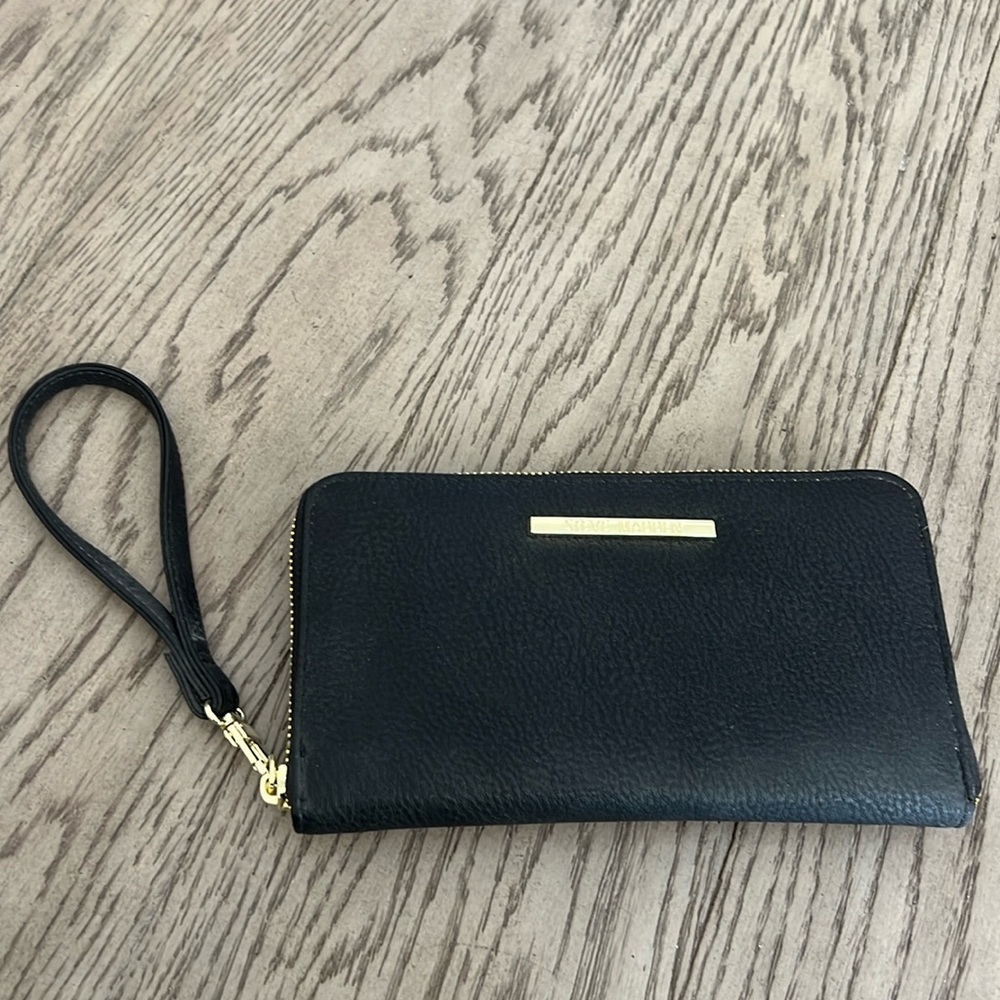 Women’s Steve Madden Black Wristlet